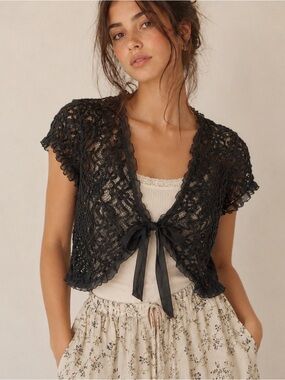 VTG Y2K 90s Woman Black Lace Sheer Tie Front Bolero Shrug SMALL Romantic Fairy